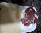 Foto del paso 1 de la receta: Tortilla de patatas rellena de jamón y queso