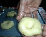A picture of step 2 of Mixed Fruit Jam Cookies.