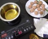 A picture of step 5 of Paneer poppers.