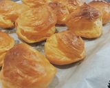Hình bước làm 3 của món Su kem nhân trứng muối