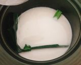 Hình bước làm 1 của món Xôi xoài Thái Lan