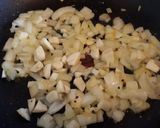 A picture of step 2 of Okra Curry.