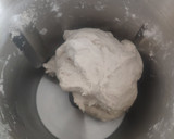Foto del paso 2 de la receta: Pan de aceitunas negras en mambo