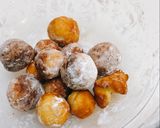 Foto del paso 8 de la receta: Donuts glaseadas y chocolate 😋