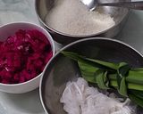 Hình bước làm 1 của món Rau câu nước dừa thanh long