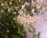 Foto del paso 4 de la receta: Niños envueltos con salsa blanca y queso