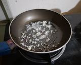 Hình bước làm 4 của món Canh nấm đậu hũ chua cay (chay)