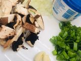 Carne al verdeo con champiñones y puré