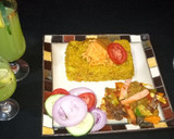 A picture of step 7 of Fried rice with vegetable source and cucumber juice.