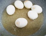 Gambar langkah 2 resipi Balado Telur.