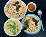 Hình bước làm 3 của món Cháo gà đậu xanh - gỏi bắp cải 🐓