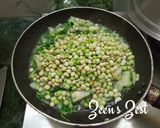 A picture of step 3 of Green Pigeon Peas Aloo and Methi Sabzi.