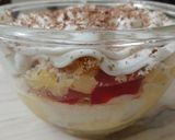 A picture of step 8 of Pineapple Trifle bowl.