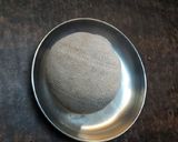 A picture of step 2 of Sprouted Ragi flour laddu.