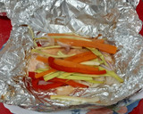 Foto del paso 3 de la receta: Salmón y verduras en papillote en airfryer