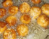 A picture of step 3 of Malai kofta.