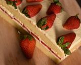 Foto langkah ke 10 dari resep Japanese Strawberry Short Cake.