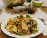Foto del paso 5 de la receta: Ensalada Crujiente de Hojas Nobles, Col China y Aliño Sedoso de Sésamo