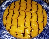 A picture of step 17 of Mango glazed cake.