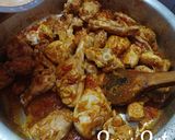 A picture of step 4 of Goan Chicken Xacuti.