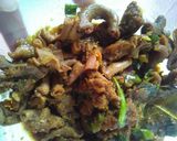 Foto langkah ke 5 dari resep Tumis usus ayam.