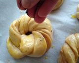 A picture of step 10 of Swedish Cardamom Buns.