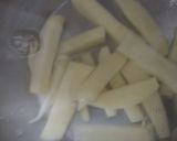स्ट्रीट स्टाइल फ्रेंच फ्राई (Street style french fry recipe in hindi) रेसिपी चरण 3 फोटो