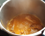 Foto del paso 8 de la receta: Costillas de cerdo guisadas al vino blanco (airfryer y olla rápida)