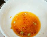 Hình bước làm 2 của món Ốc bưu lăn bột