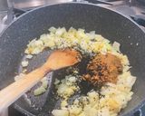 Une image de l'étape 15 de Sauté de porc mijoté au curry avec des légumes.