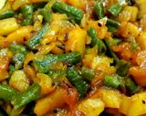 A picture of step 2 of Aloo borboti sabji.
