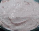 A picture of step 4 of Strawberry angel dessert.