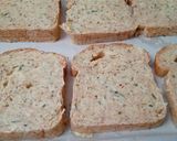 Foto langkah ke 3 dari resep Garlic bread roti tawar gandum.