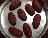 A picture of step 5 of Beetroot Cutlets.