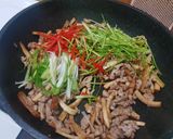 香根豆干炒肉絲的食譜步驟8照片