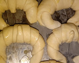 Foto del paso 3 de la receta: Medialunas sin manteca y muy ricas !