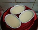 Foto langkah ke 3 dari resep Cheesecake strawberry.