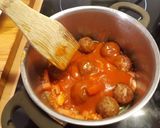 Foto del paso 2 de la receta: Salsa de tomate para albóndigas