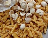 Foto del paso 2 de la receta: Tirabuzones One Pot pasta 🍅