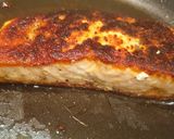 A picture of step 3 of Crispy Salmon.