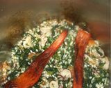 Foto del paso 9 de la receta Arroz meloso de calamares y espinacas
