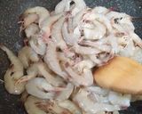 Gambar langkah 2 resipi Udang Sambal Berempah.