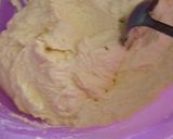 Foto langkah ke 5 dari resep Bolu susu.
