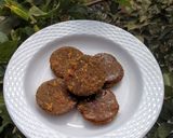 A picture of step 5 of Masala gud bites.