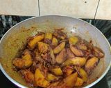 A picture of step 9 of Kakrol aloo sabzi.
