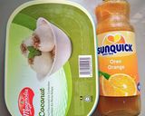 Gambar langkah 1 resipi Minuman Keloren (Kelapa + Oren)!.