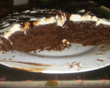 Foto del paso 8 de la receta: Bizcocho de chocolate con cobertura de nata y sirope