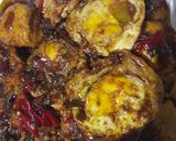 Foto langkah ke 4 dari resep Semur tahu telor.
