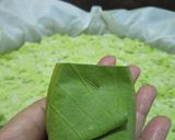 Foto langkah ke 7 dari resep Tape Ketan Hijau simple.