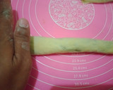 Foto langkah ke 8 dari resep Matcha Streusel Bread.
